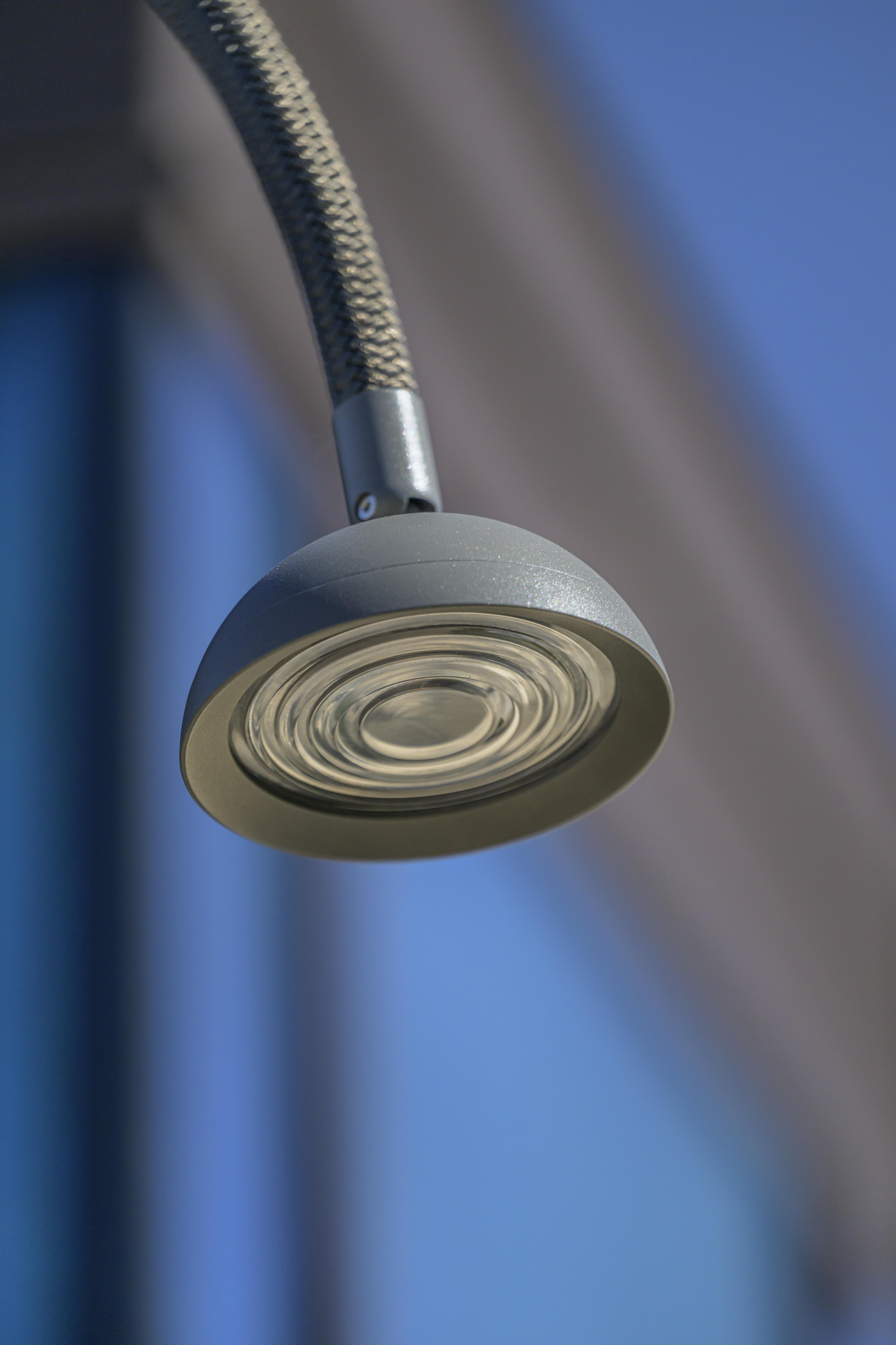 In Curved Air <br>by Gordon Guillaumier