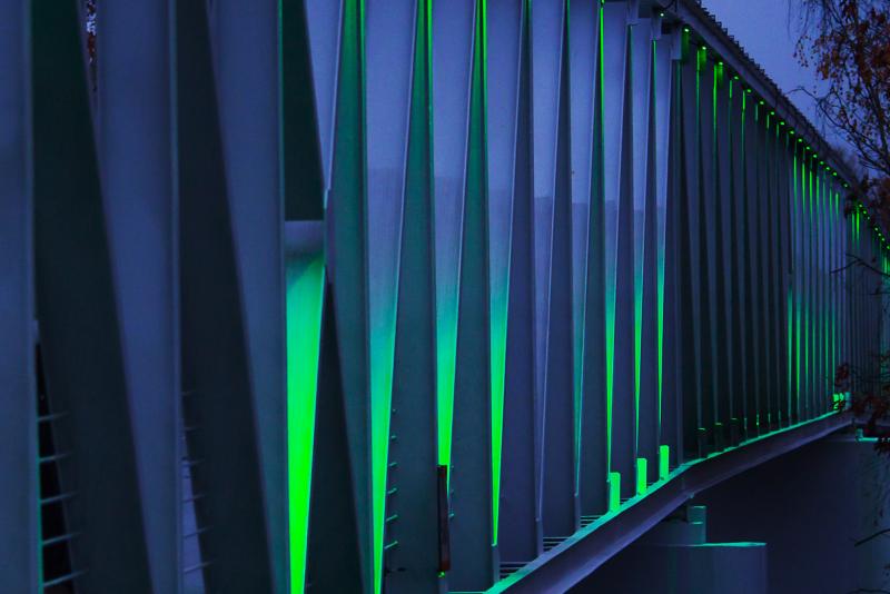 Illuminazione Ponte Zeran a Varsavia, Polonia 1
