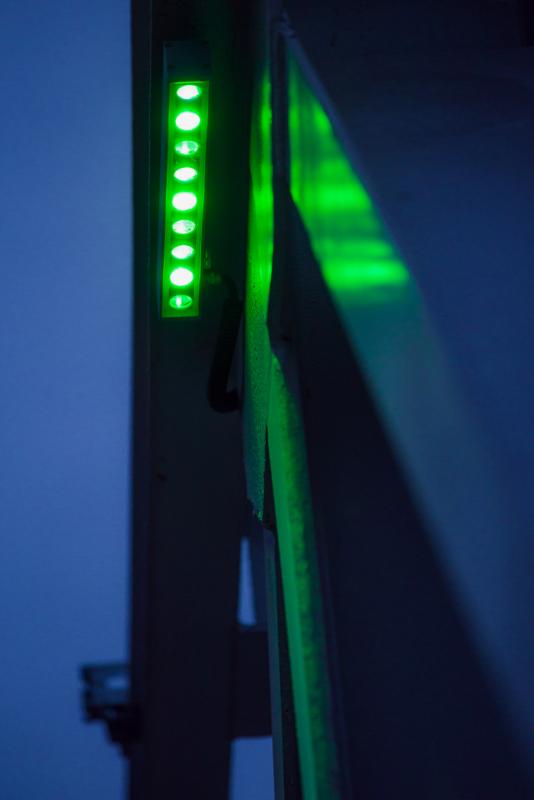 Illuminazione luce dinamica RGB Ponte Zeran a Varsavia, Polonia 2