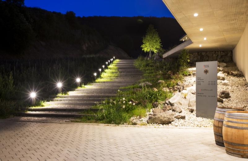 Illuminazione della Cantina Weingut Keller in Oberbergen - Germania