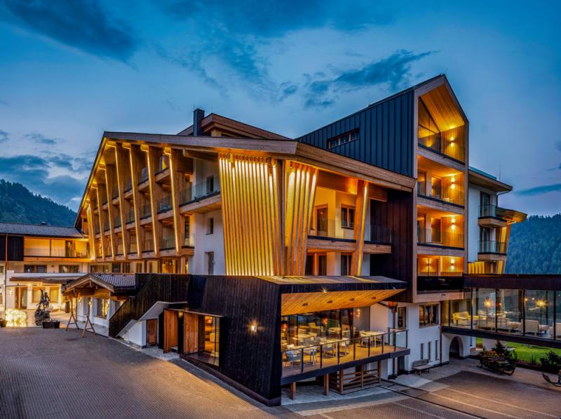 Hotel_cappella_colfosco_01.jpg