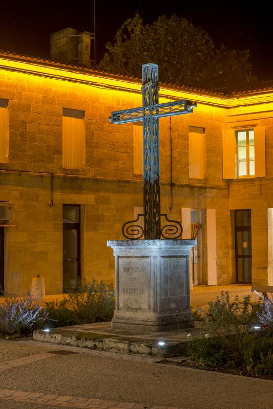 platek_montagne_st_emilion_mairie_eglise_12